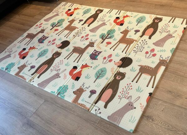 Dvipusis sulankstomas putų kilimėlis Miškas/miško gyvūnai (200x150x1cm)
