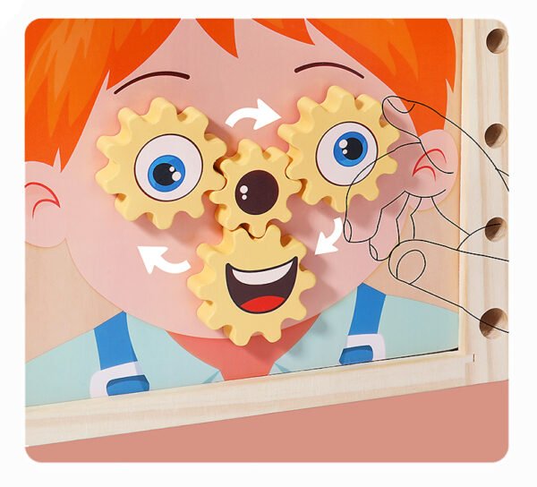 Meistro įrankių rinkinys dėžutėje