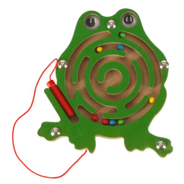 Medinis magnetinis labirintas Varlytė