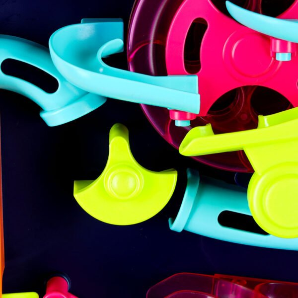 Kamuoliukų kliūčių trasa