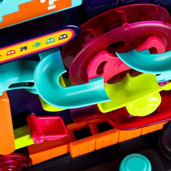 Kamuoliukų kliūčių trasa