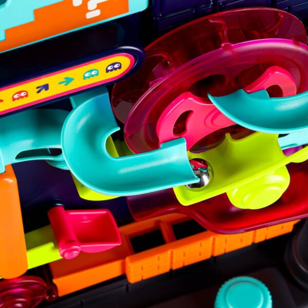 Kamuoliukų kliūčių trasa