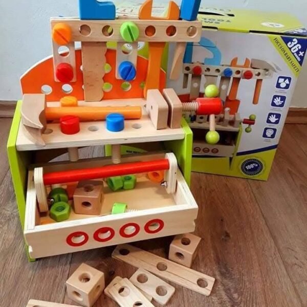 Didelis medinis darbastalis (pažeista pakuotė)