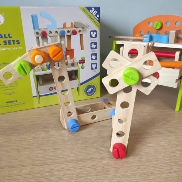 Didelis medinis darbastalis (pažeista pakuotė)