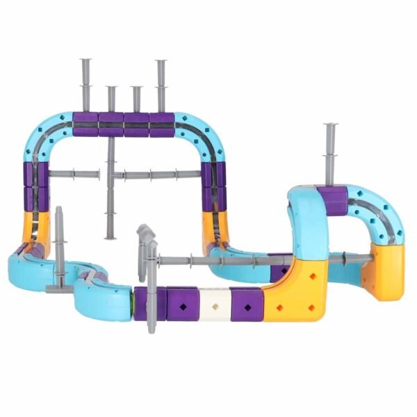 Magnetinis konstruktorius – lenktynių trasa su automobiliu, 87 dalys