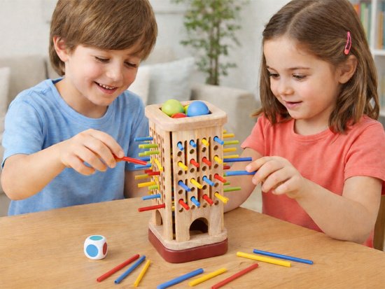 Medinis lavinamasis žaidimas – vikrumas, mąstymas ir smagus laikas viename