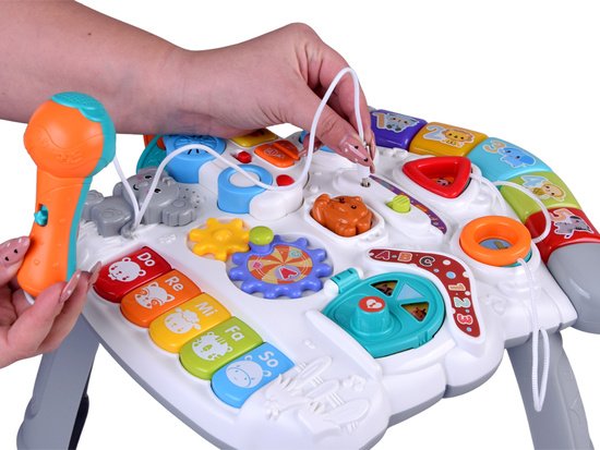 Interaktyvus edukacinis staliukas