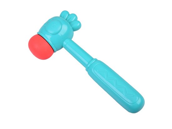 „Mušk plaktuku“ – interaktyvus žaidimas su triušiuku ir morkytėmis