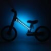 Rowerek-biegowy-Trike-Fix-Glow-LED-granatowy-181430 Šviečiantis balansinis dviratukas (tamsiai mėlynos spalvos)